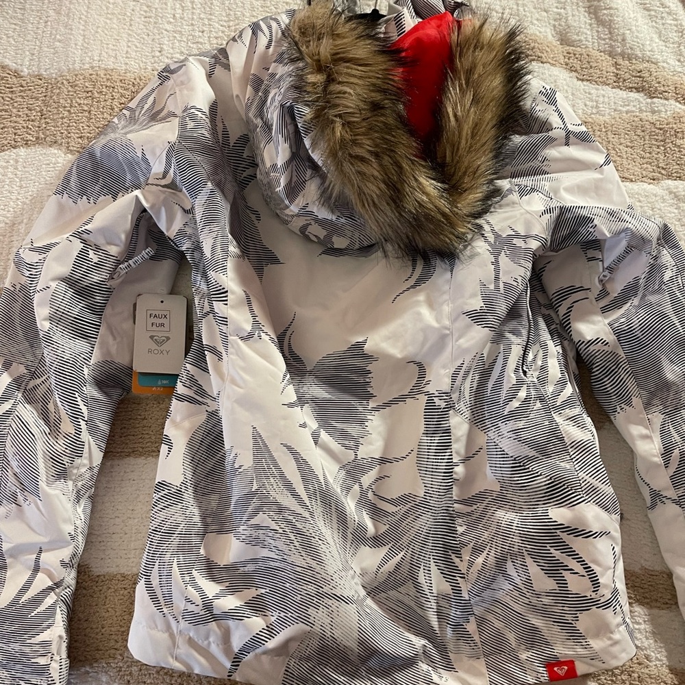 Roxy jacket - Picture 2 of 5
